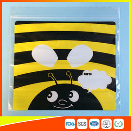 China Karton-Muster-Plastikzipverschluss-Taschen mit verärgertem Vogel-Entwurf für Nahrungsmittelverpackung fournisseur