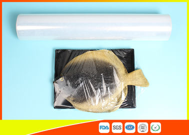 China Neue Ausdehnungs-PVC-Frischhaltefolie-Nahrungsmittelverpackung, transparente weiche Verpflegungs-Plastikhülle fournisseur